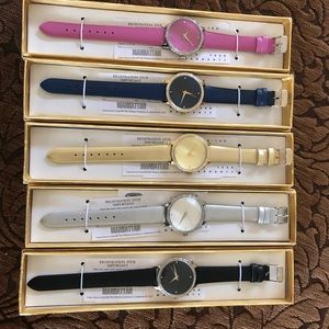 Set of five Manhattan watches all in working condition - need batteries